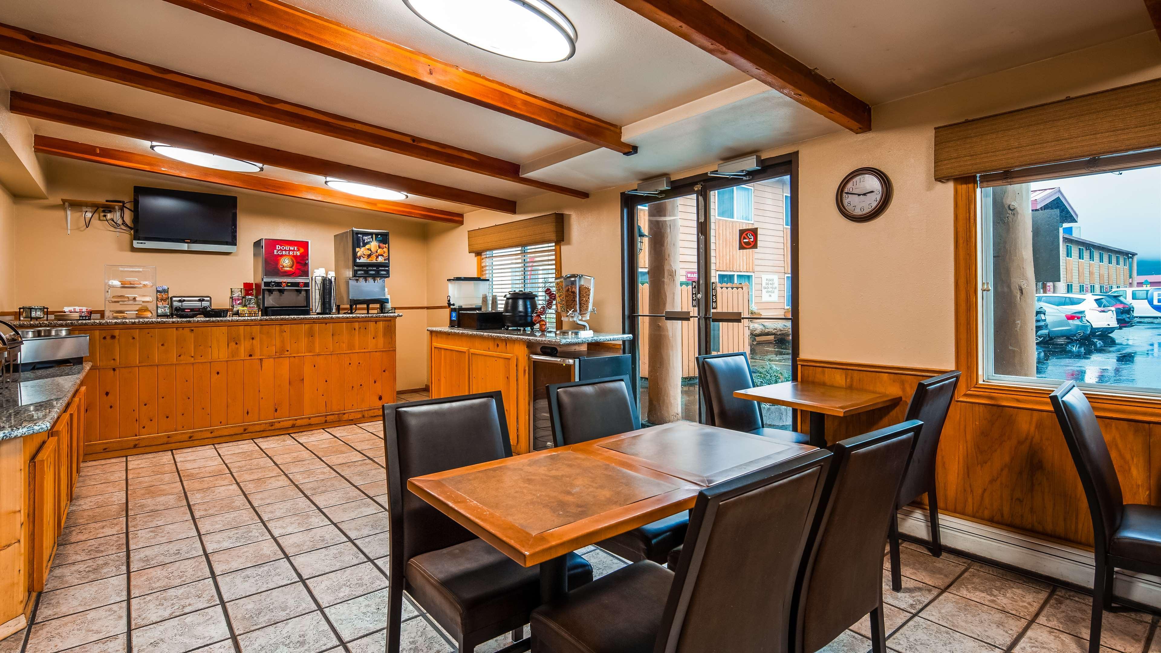 Best Western Valdez Harbor Inn מראה חיצוני תמונה